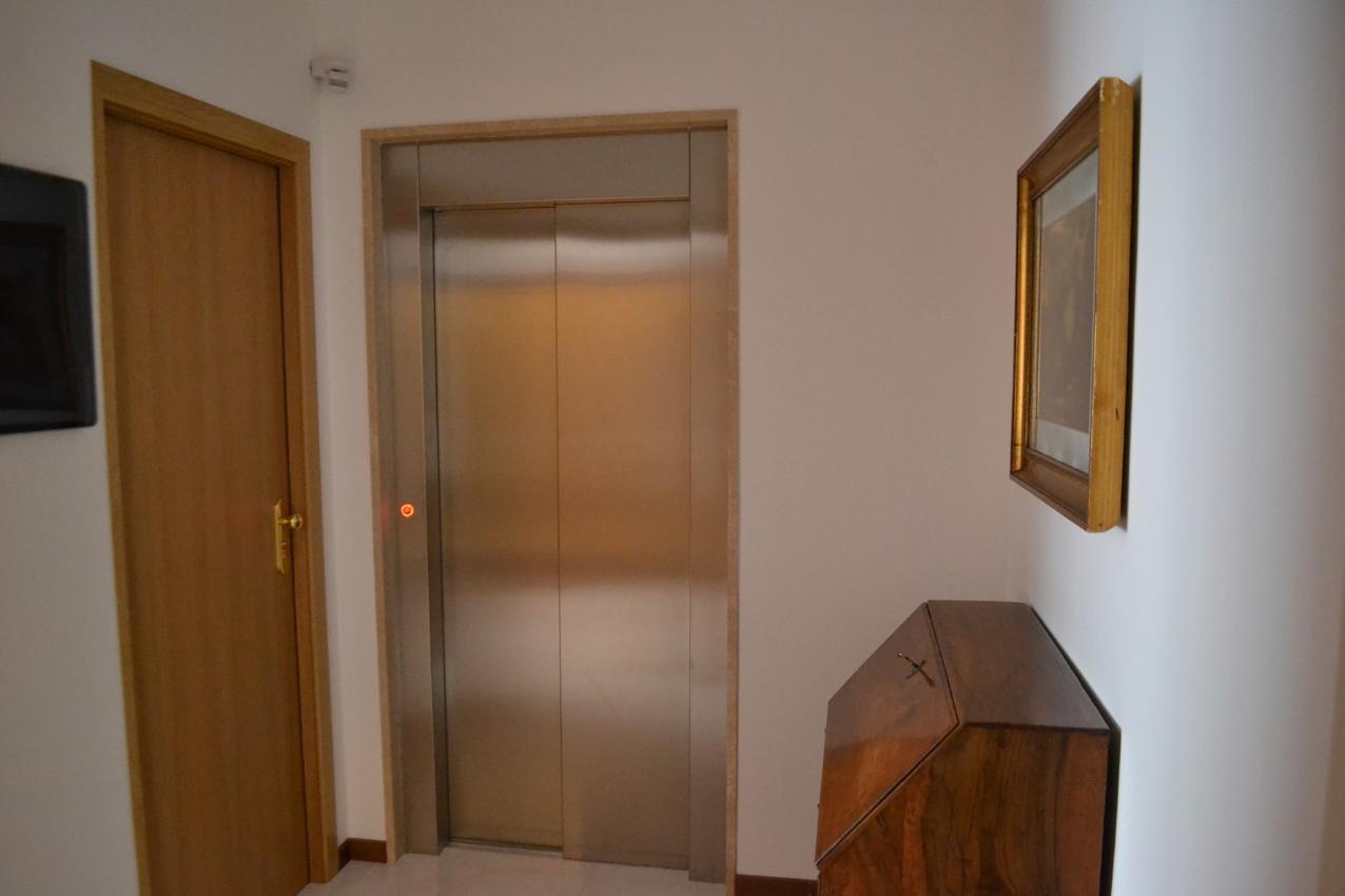 Albergo Quaglia Roseto Degli Abruzzi Buitenkant foto